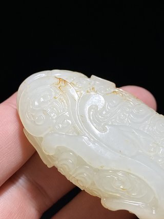 和田玉籽料|清中期 和田玉籽料 白玉 苍龙教子 螭龙纹 挂件把件