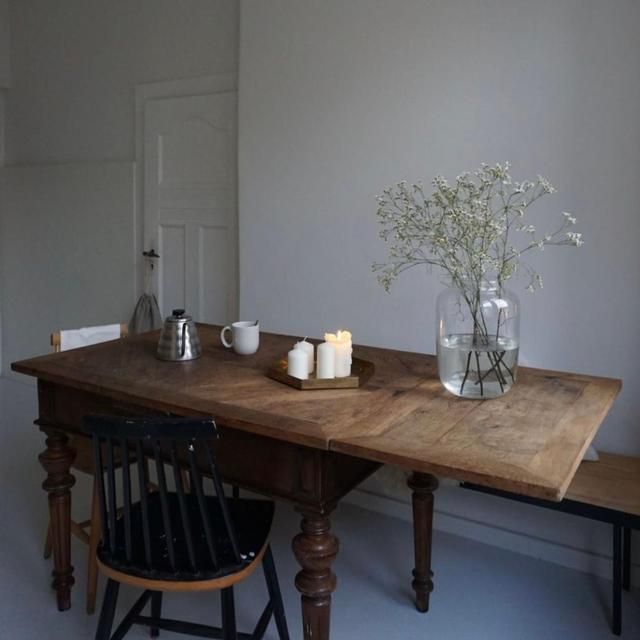 一位27岁柏林小哥“穷装”新家火了:全屋简单温暖,住多久都不腻