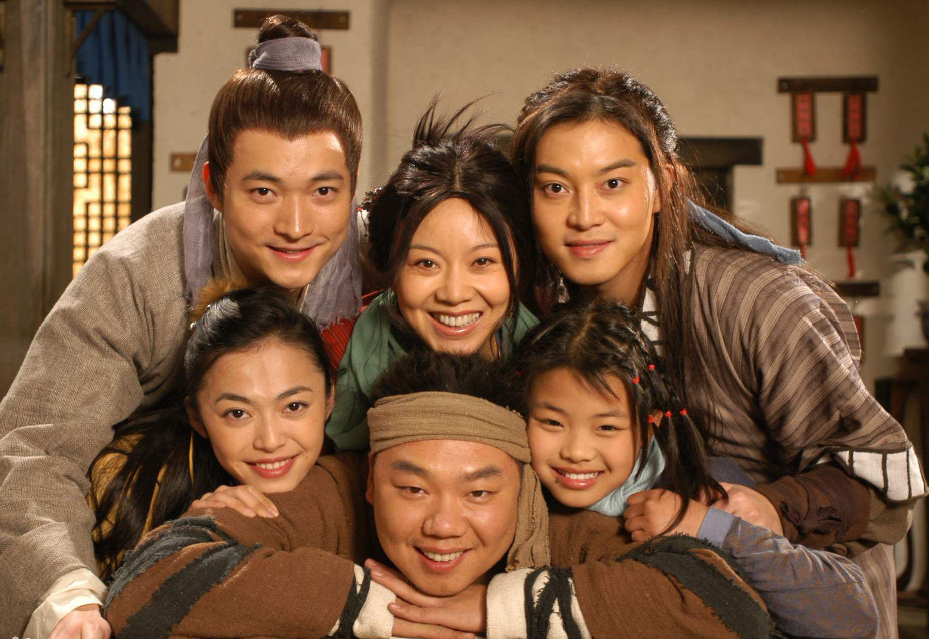 小兵张嘎|《小兵张嘎》上映17年，男2号一炮而红，主角直播带货却人设崩塌