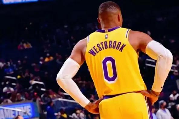 威斯布鲁克|冷门！盘点NBA历史上仅有的4次“四双”