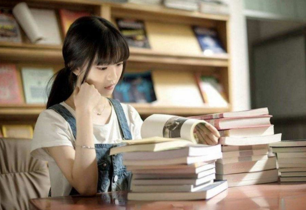 安妈育儿日|“上过大学”和“没上过大学”的女生，能有多大区别？差距真不小