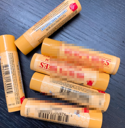 唇膏 6款爆款孕妇唇膏红黑榜：凡士林唇炎制造者，小众的它沙漠唇救星