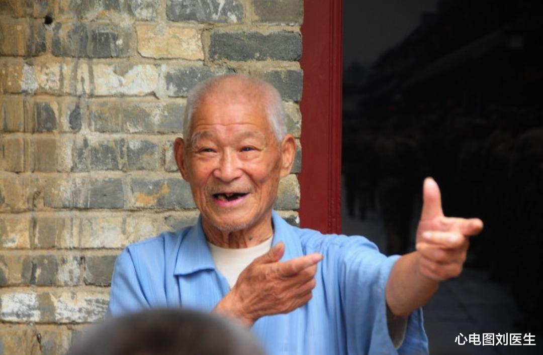 水果|82岁老人降糖经验:2种\发物\少碰,3点控糖,胰岛慢慢强壮