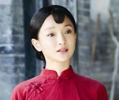 余占鳌|《红高粱》：九儿和余占鳌两进高粱地背后，竟藏着不为人知的算计