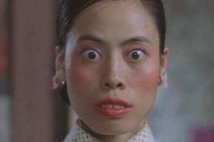 周星驰|她被周星驰扮丑女大红，可形象太深转型困难退圈，真人神似王祖贤