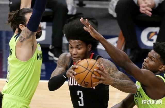 火箭队|火箭重建要多久？美媒详解两条路，保罗交易埋伏笔，运气成关键！