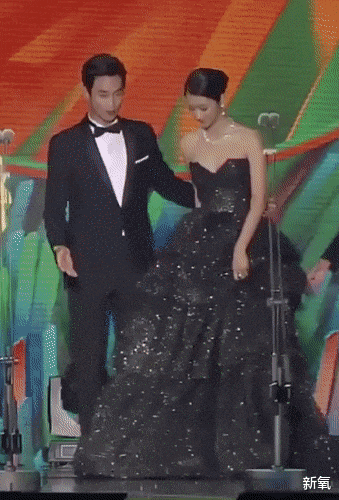 金正贤|男演员伪装抑郁症、立恐女人设，只因和女友的恋爱游戏？