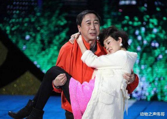 冯巩最得意的女弟子，无缘春晚，曾放话不结婚，女儿好漂亮