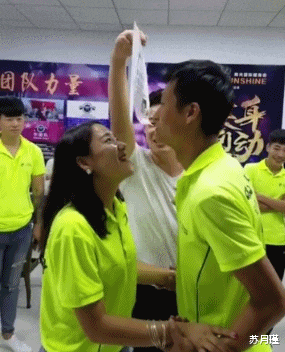 苏月瑾|“买家秀和买家秀的天差地别！”哈哈哈啊哈哈