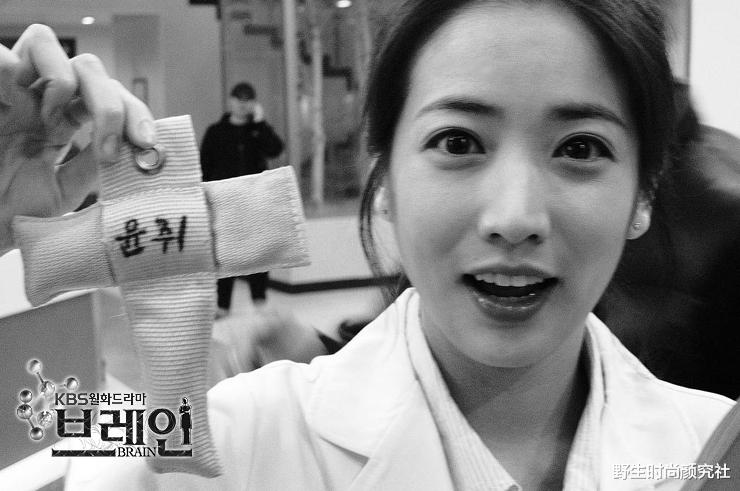 李英爱|如果不是她太佛系，当年应该能火过李英爱吧？