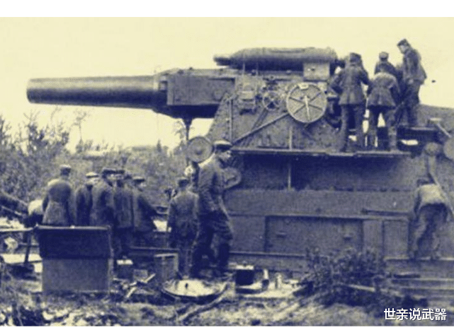 炮弹|新兵紧张下，打偏一枚炮弹，却改变了世界历史，神剧都不敢这么演