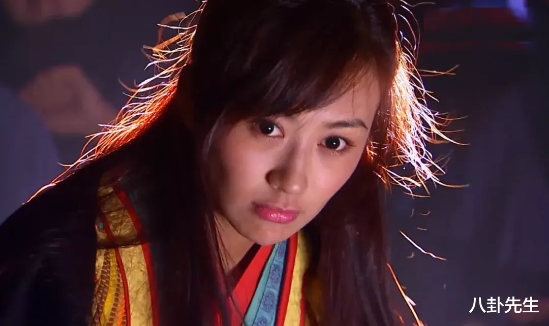 张馨予|《浪姐2》7位女星悄悄变脸？陈小纭脱胎换骨，张馨予旧照认不出