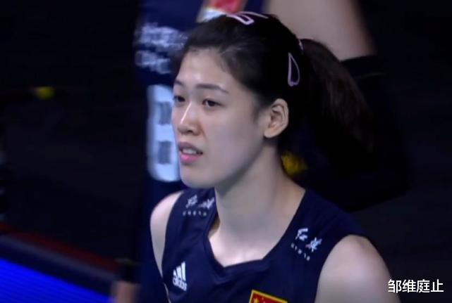 颜妮|中国女排吊打多米尼加队！颜妮的拦网，袁心玥的发球，两大副攻太抢镜！