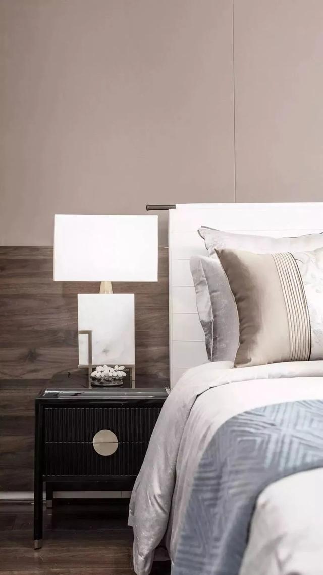 141㎡现代禅意,时尚舒适的空间,布置雅韵端庄的家具,很雅致