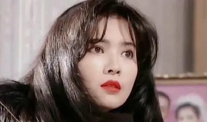 鹿晗|她曾被称“靓绝五台山”，55岁暴毙家中举办葬礼时，圈内无人探访