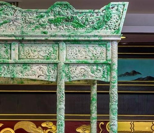 翡翠|慈禧太后都没躺过的“翡翠龙床”，雕栏画栋，美得让人惊叹