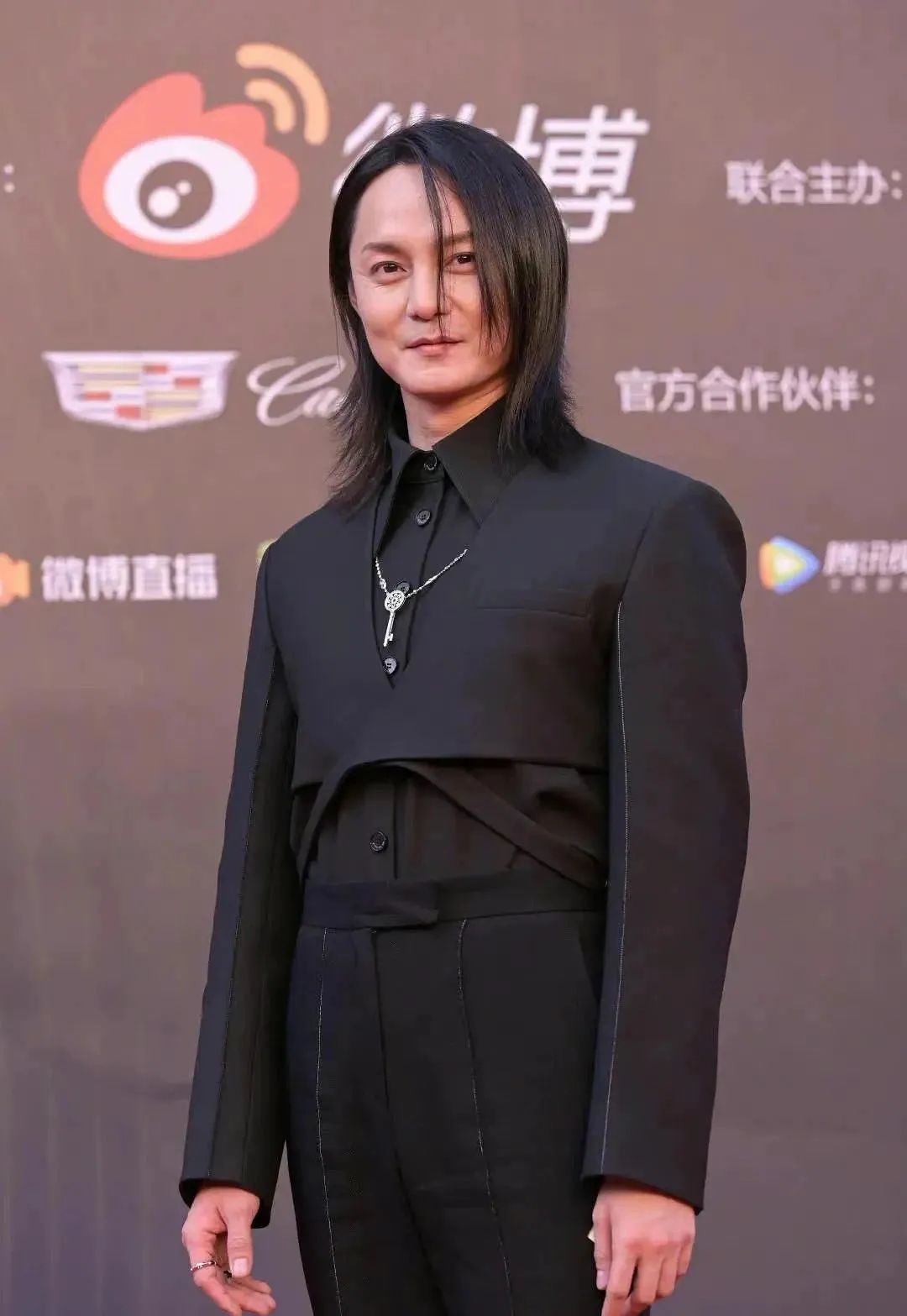 尹正|救命！国产男明星都怎么了？