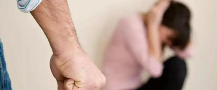 乡村爱情 儿子的大棒砸向父亲的情人！2000年枣庄“2·12入室杀人案”始末