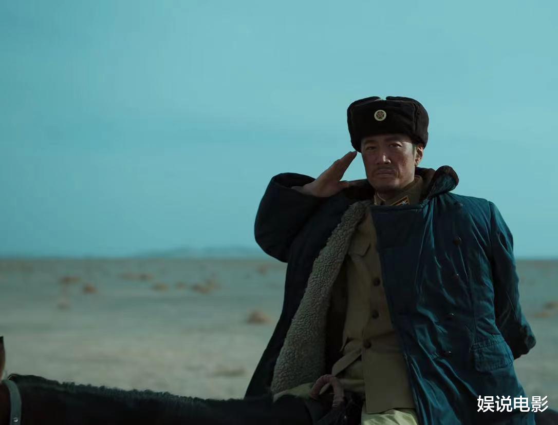 吴佩慈|《功勋》：他才是真正的长津湖英雄，炸飞了一条胳膊，吃过老鼠肉