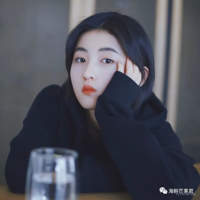 张子枫|#明星壁纸#未来将会有一个属于她的时代，叫做“张子枫时代”