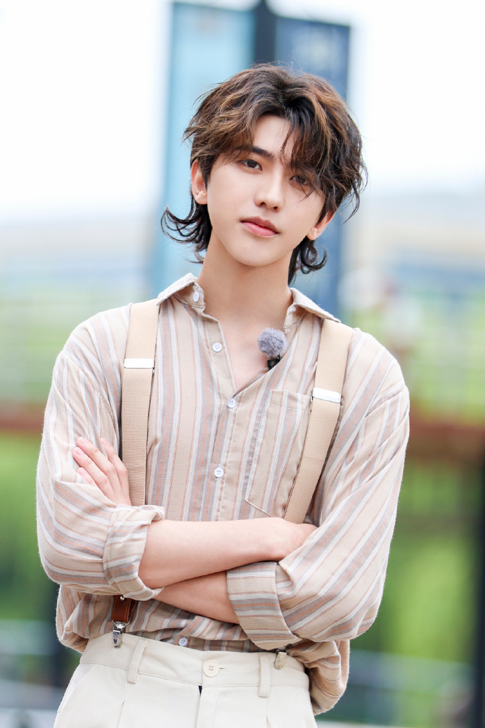 凉凉|人民日报发声，塑料演员凉凉！