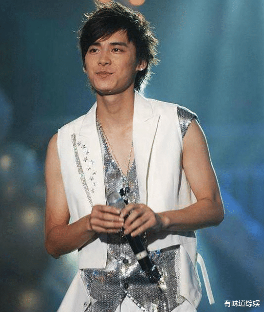 李易峰|李易峰的“逆袭”之路，8年前我给你做配角，4年后你给我跑龙套