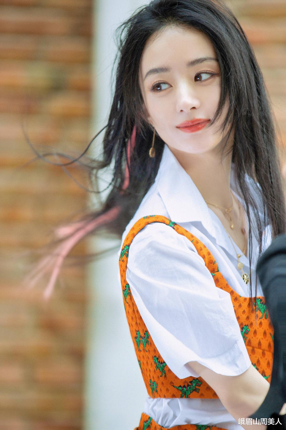 郑敏|?赵丽颖离婚后“放开”了！内衣外穿拍国风大片，又欲又飒好美