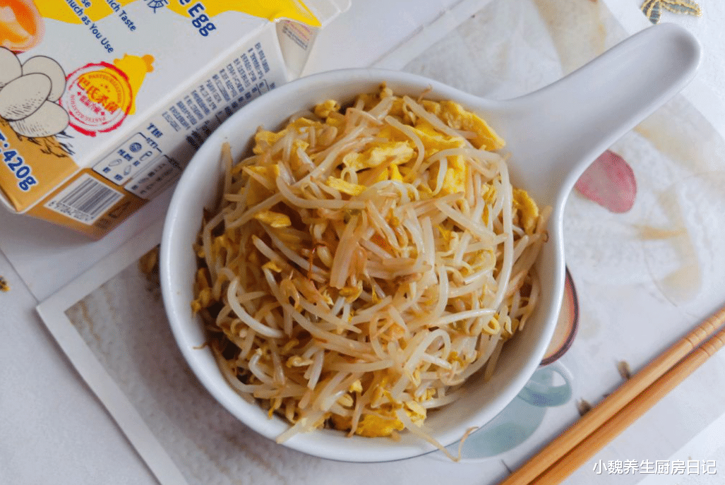 黄豆芽|脂肪最怕吃“这菜”，成本才3块钱，燃烧脂肪，肚子越吃越瘦了