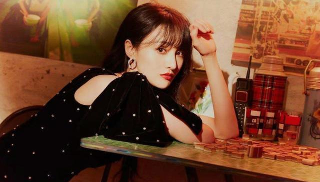 郑爽|郑爽已经退出娱乐圈，张恒朋友乘胜追击，评论却出现惊天逆转