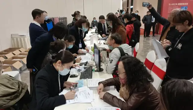 重庆|号外！观音桥网红神盘接房啦！历经十年风雨，重庆再添新地标！