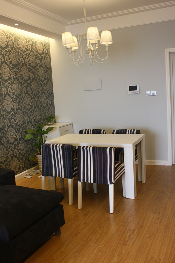 老房子翻新装修只花了10万,打扫干净后真没想到会这么漂亮!