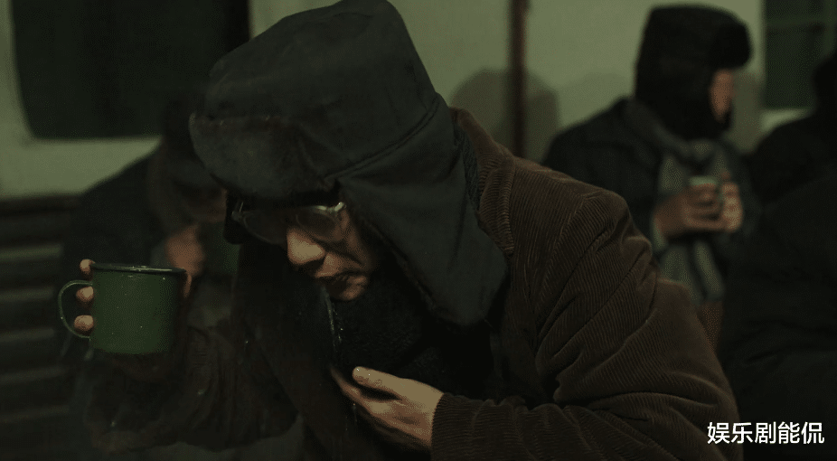 马子佳|功勋：杨烁雷佳音的3次握手，意境不同，由存在不满到相互尊敬