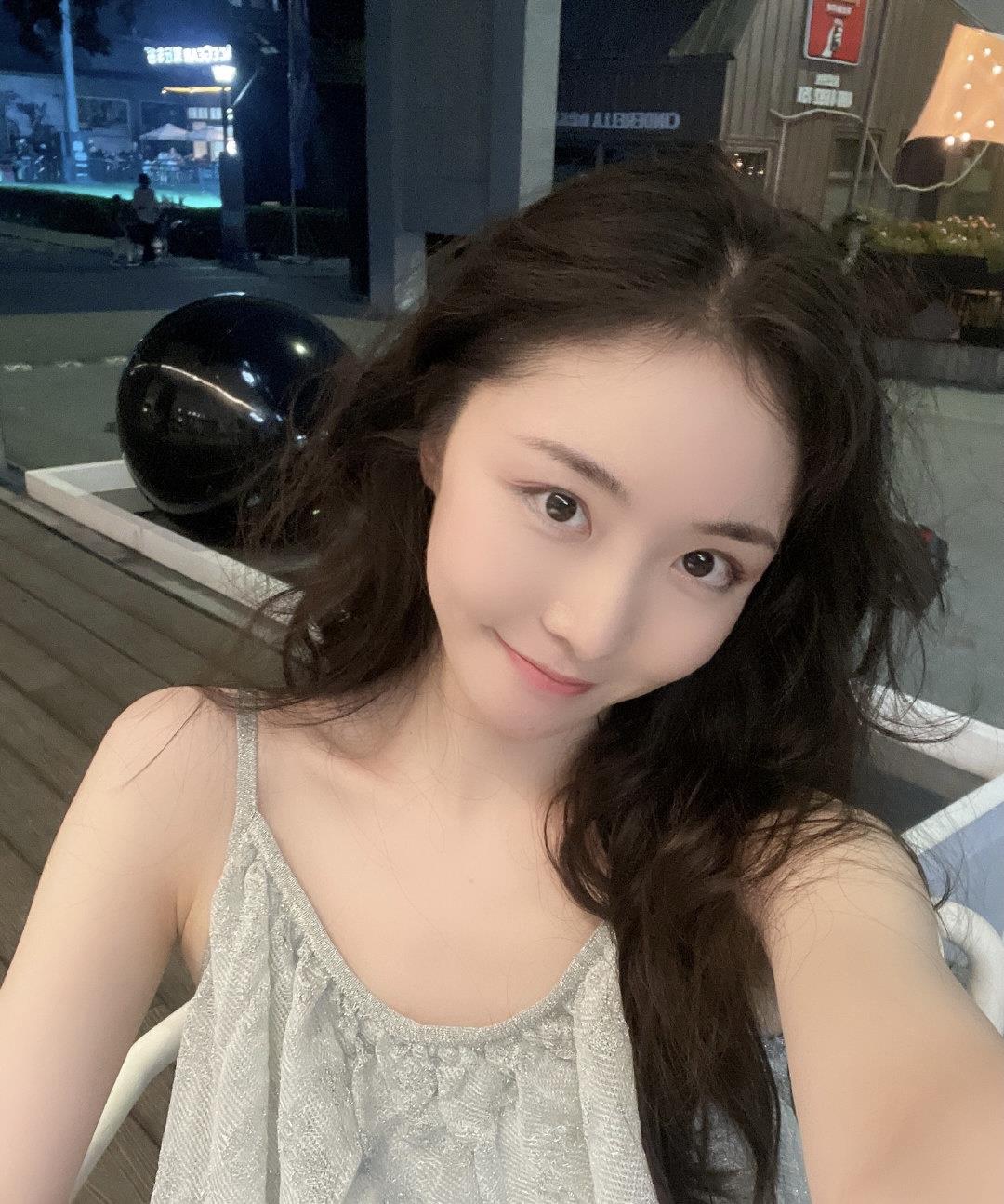 琳妹儿说|霍尊成名后逼女友分手?陈露爆料霍尊真实人设,引发网友关注