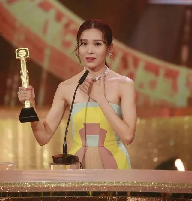 彬仔说经典|“智能爱人”李佳芯自爆7年情分手真相原来与结婚有关