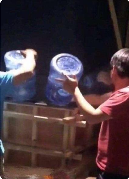 王鹤润|她拍戏时因嫌水脏，用140桶矿泉水替代，今如愿以偿走红