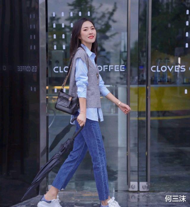 何三沫|服装穿搭越简单越高级,拒绝太过复杂的款式,轻松拿捏自身的气质