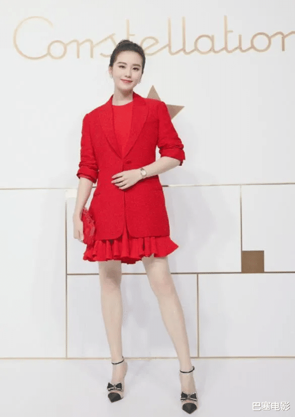 邱泽|女星同框气场大不同，有人slay全场，有人成了村姑，气质太重要