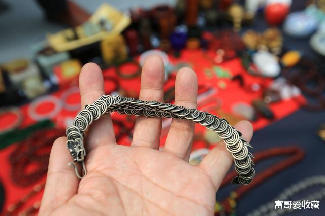 交易 许多藏友为什么不愿意将藏品放在网上出售？