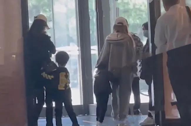 家居设计小居居 黄晓明和baby同框，从高调秀恩爱到低调避嫌，到底发生了什么
