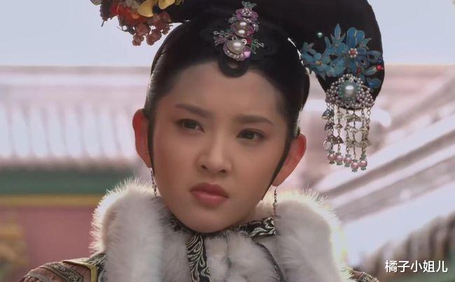 柳岩|难怪瓜尔佳文鸳第一次侍寝，毫不害怕，你看她母亲是什么身份？