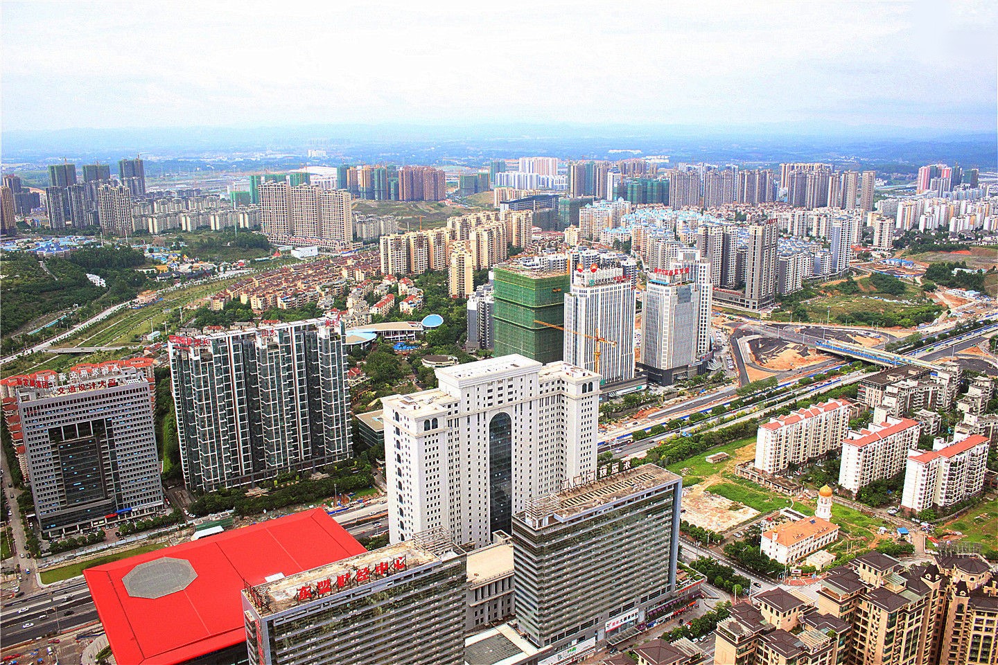 购房置业|在这5个地方买房，居住舒适价值高，而这2个地方买了就是砸手里