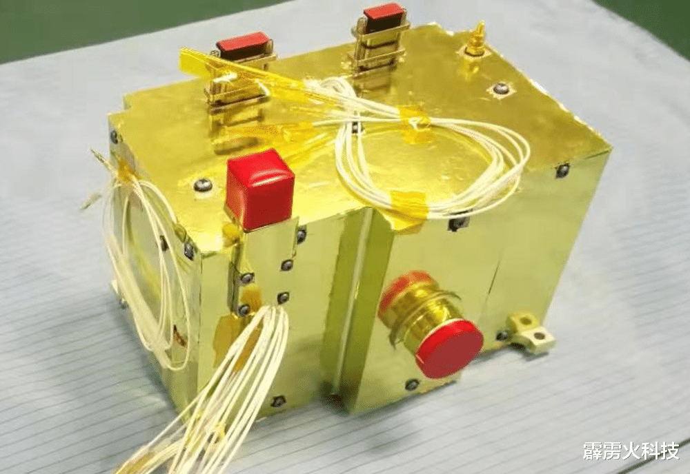 祝融号 美国取样前夕，祝融号在火星传来捷报，整个西方一下子就急了