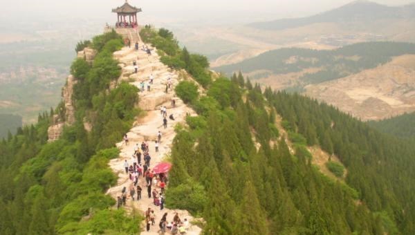 山东省 不要只知道泰山，山东另一处5A级名山，海拔不高，景色堪称一绝