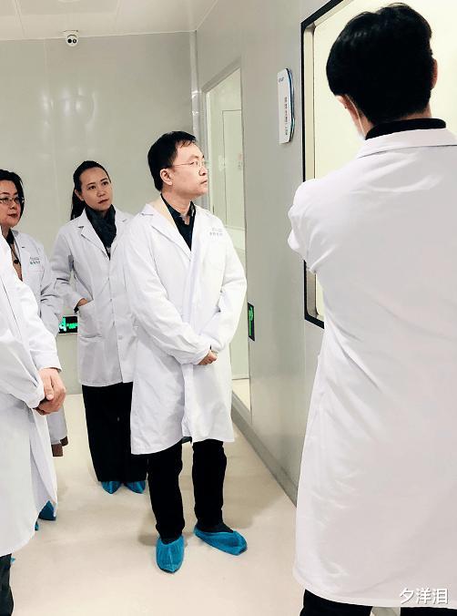 京东|京东副总裁被查出绝症，斥资千万造药只为活命，如今怎么样了？