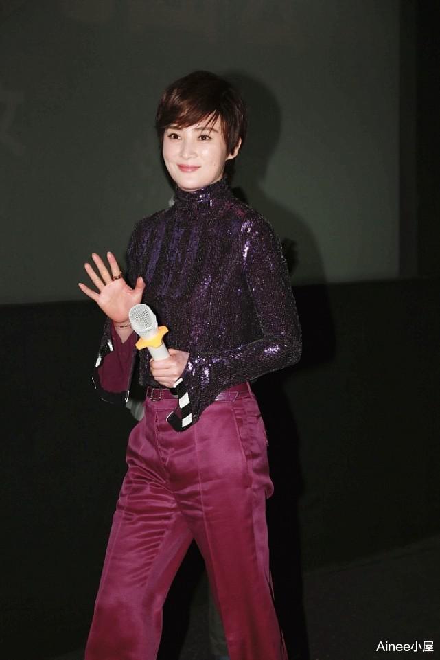 穿衣搭配|蒋勤勤短发显张扬,穿亮片上衣闪亮贵气,全紫造型一般人挺难驾驭