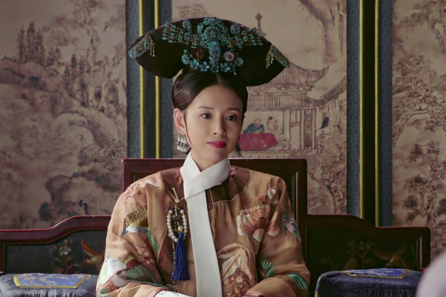 霍尊|如懿传：甄嬛赐名如懿，两人握手言和，皇后坐不住了