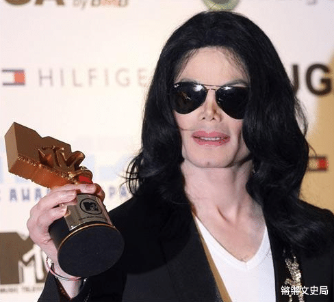 迈克尔·杰克逊|迈克尔杰克逊子女现状：长子得遗传病，幼子最像父亲，女儿成模特