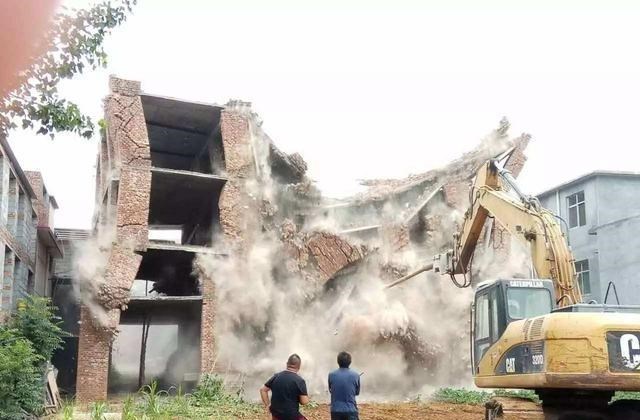 违章建筑|农房“无证即是违建”？农村房屋管理有变，农民早准备才不吃亏！