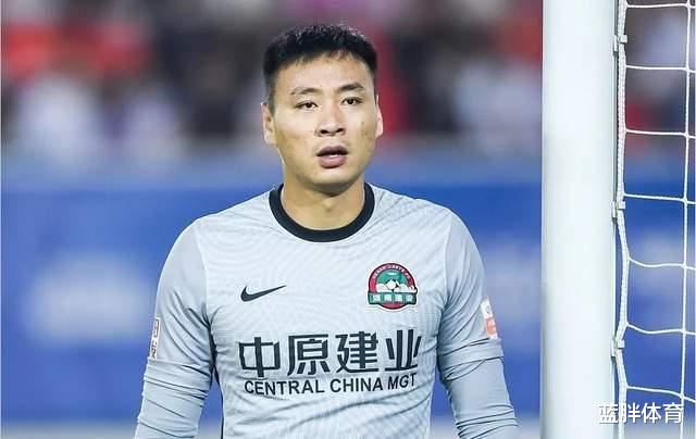 河南|意外！河南队新帅为透支使用王国明付出代价，本轮被三次洞穿大门