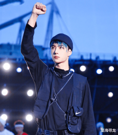 王一博|赛车博主炮轰王一博立人设，从摩托怼到代言，是实话还是蹭热度？